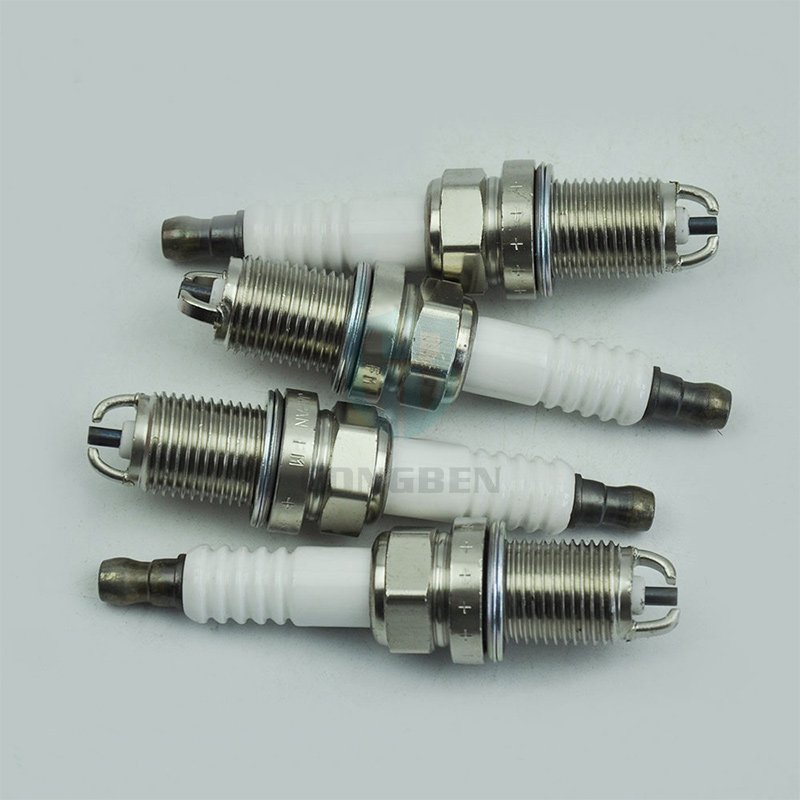 Factory Price Auto Accessories Engine Spark Plug OEM 90919-YZZAA for Toyota