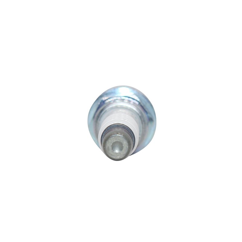 Spark Plug For Nissan March Micra Tiida X-Trail 22401-ED815 22401ED815 LZKAR6AP-11 VFXEH20 FXE20HR11