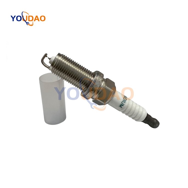 9091901259 FK16HR-A8 China Manufacturer Wholesale Price Auto Parts Spark Plug 90919-01259