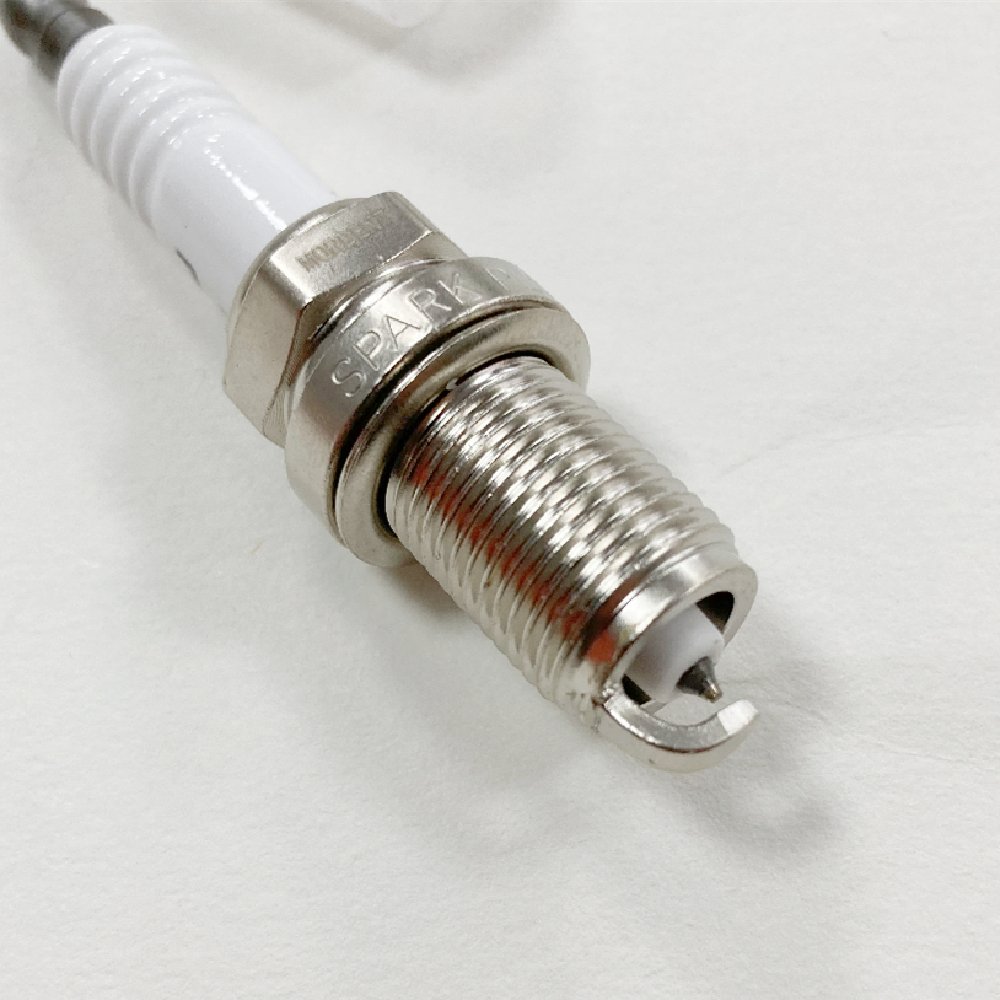QSF 9091901191 SK20HR11 1UR 1GR 1KR 2TR Wholesale Price Engine Auto Car Spark Plug 90919-01191