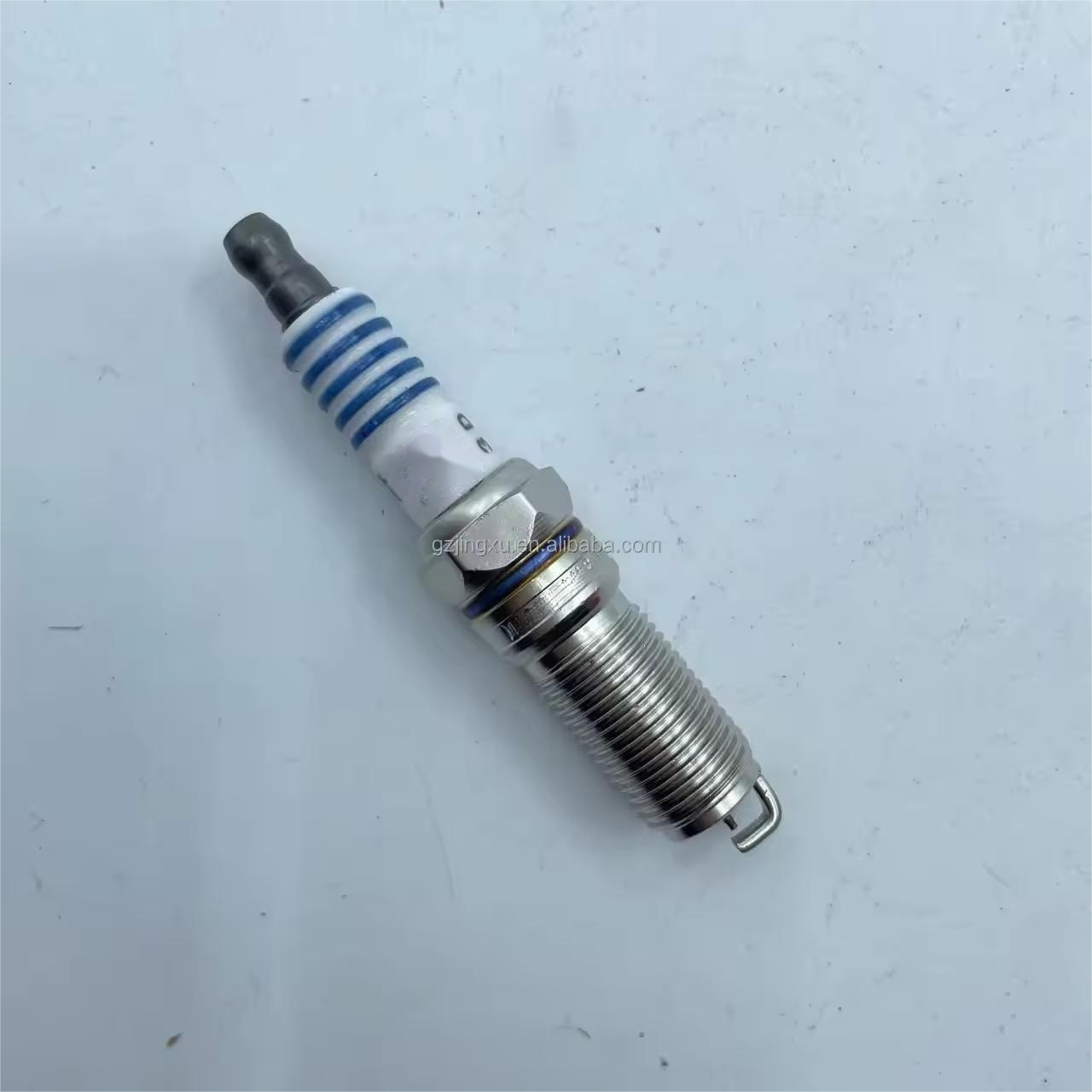 SP580 SP-149125AD SP-149125AE SPZFR6F11G SPLZFR5C11 LZFR5CI-11 Car Iridium Platinum Spark Plug LZFR5CI-11 for Toyota