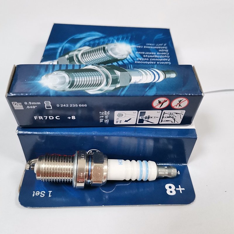Good Quality Auto Spare Parts Ignition Bujias Candle 0242235666 Fr7Dc+8 +9 +10 +42 +45 Spark Plug for BOSCH