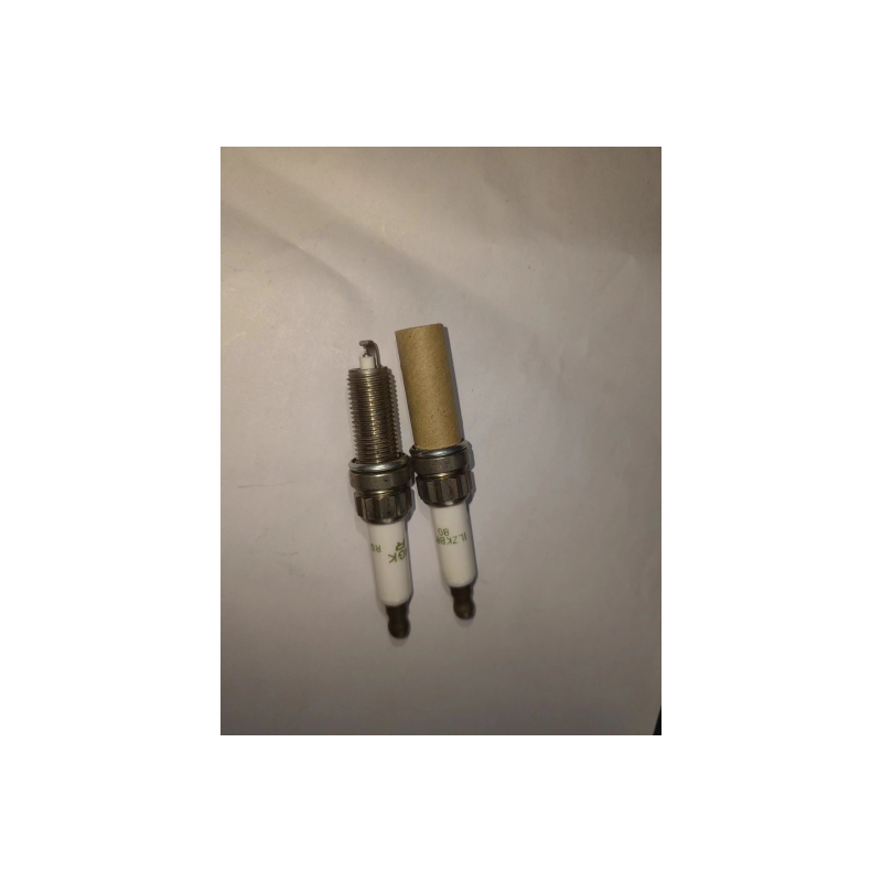 Auto Accessories Durable Sparking Plug Best Selling Made in China 4x Posch Spark Plugs Super4 for Be Golf Mk51.6 Fai OEM Size /