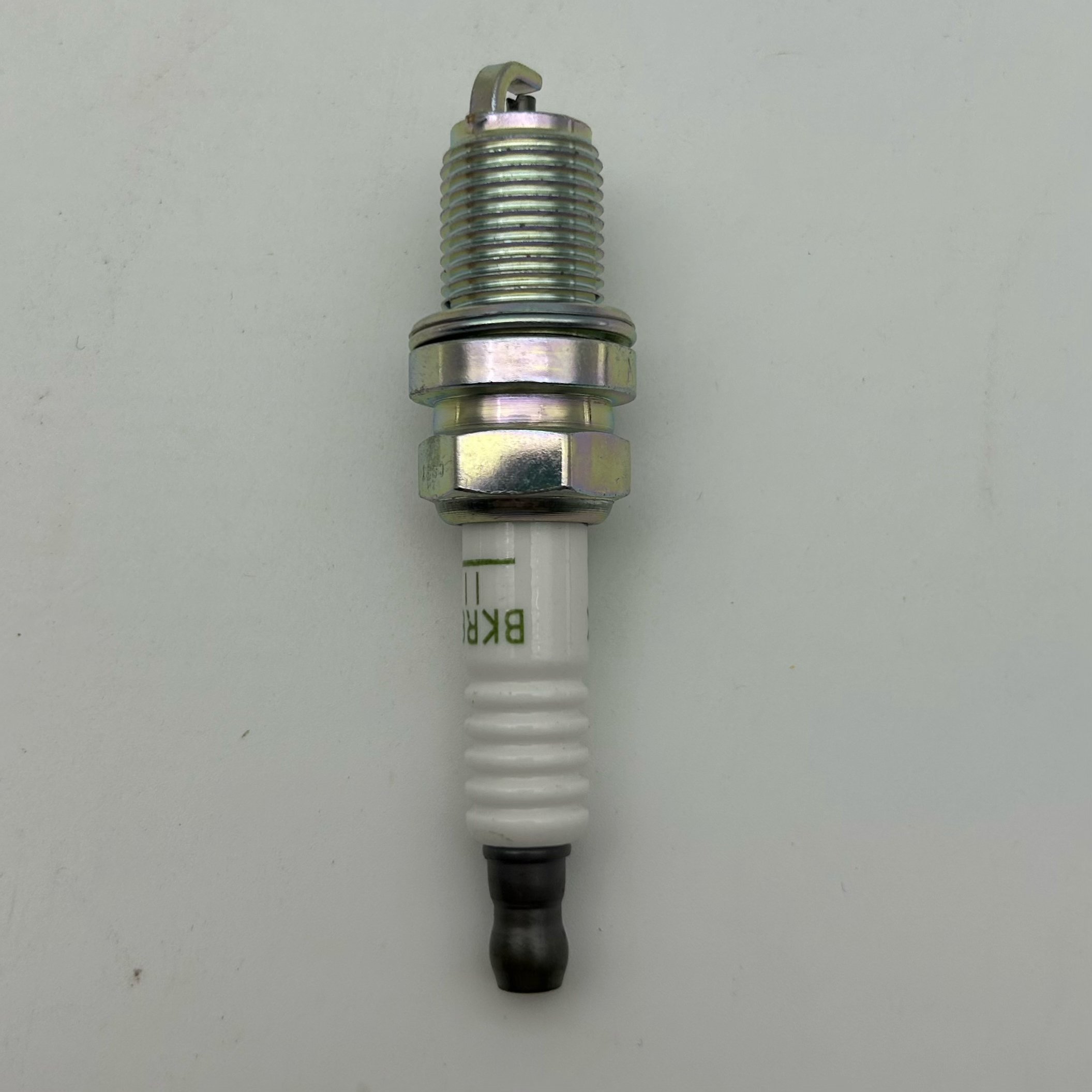 auto spare parts Spark Plug BKR6E-11 2756 For bujias