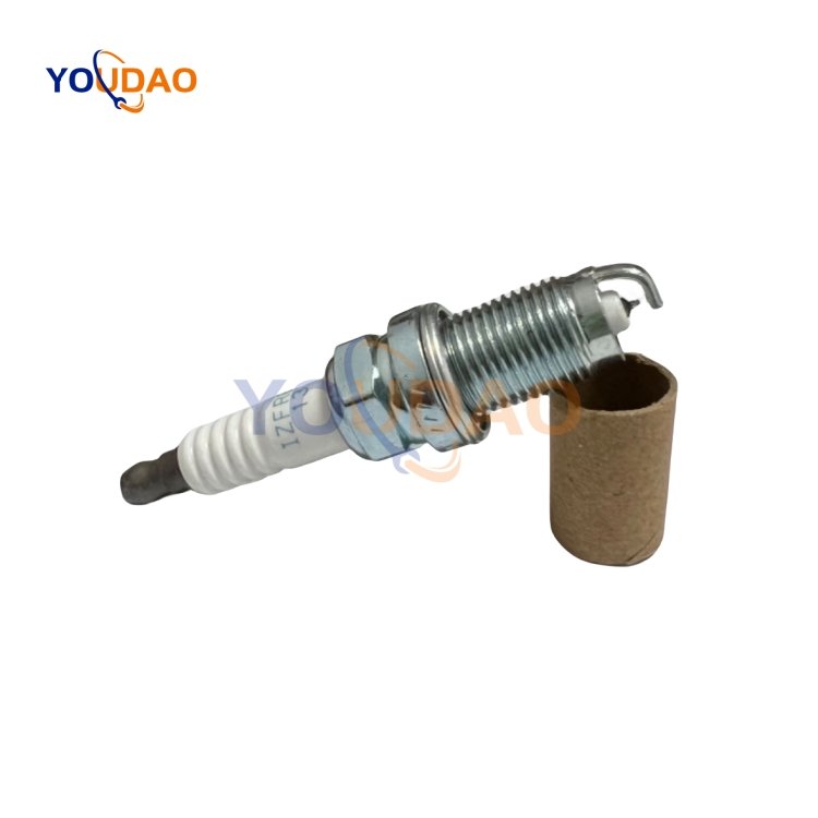 9807B56A7W IZFR6K13 12290RB1003 12290RB1004 98079567V 9807956A7W 9807B56A5W Spark Plug 9807B-56A7W