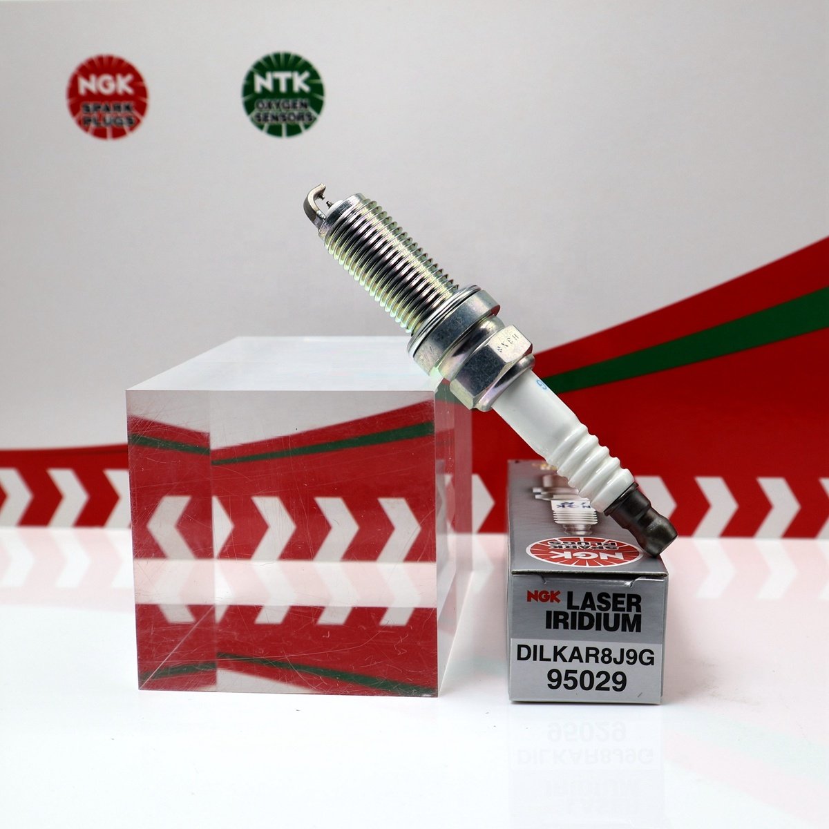 Genuine NGK 95029 DILKAR8J9G Original NGK double iridium gold spark plug OE 90919-C1007