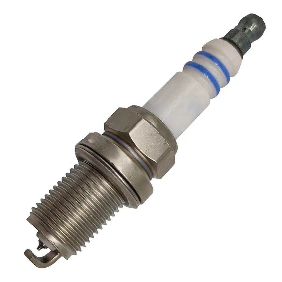 Auto Parts High Quality Iridium Spark Plug OEM A004159190326 F8DPP33 BujiaFor W211 W163 W208 Spare Parts