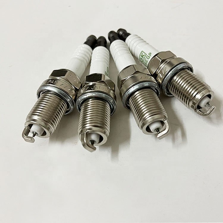 Universal Spark plug BKR5EGP 7090 For Nissan Acura TL Infiniti G20 NX Dodge Toyota Echo Saab Scion xA xB Mitsubishi Montero