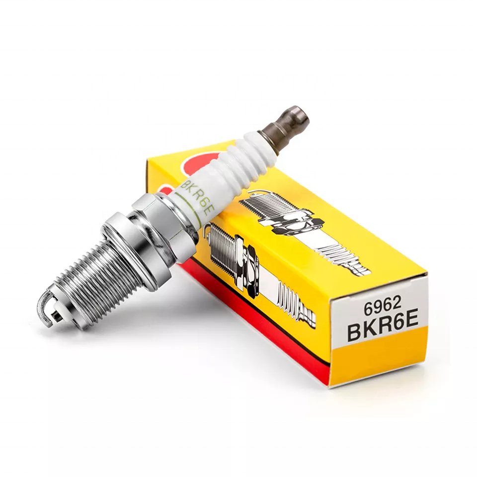 Factory Price spark plug bujias sparking plug OEM 2240120J06 bkr6e 6962 2756 5018 BKR6E