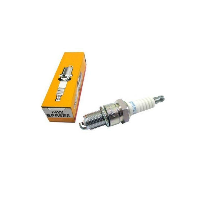 Auto Parts Spark plug BKR5ES 7422 Spark Plugs Car Candles Ignition Wire Parts For BUICK EXCELLE Geely Chevrolet Aveo
