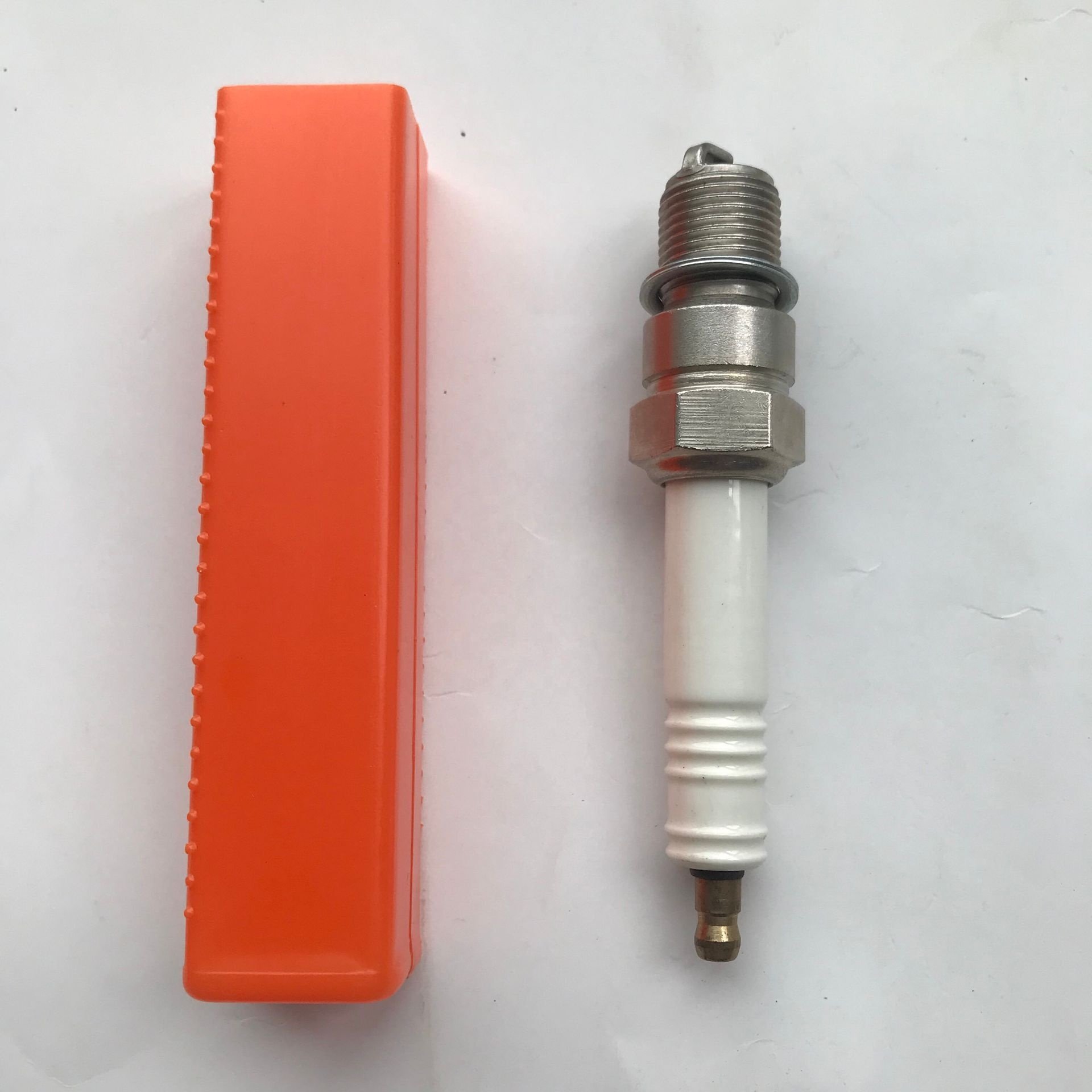 Gas generator industrial spark plug RB77WPC RB77CC