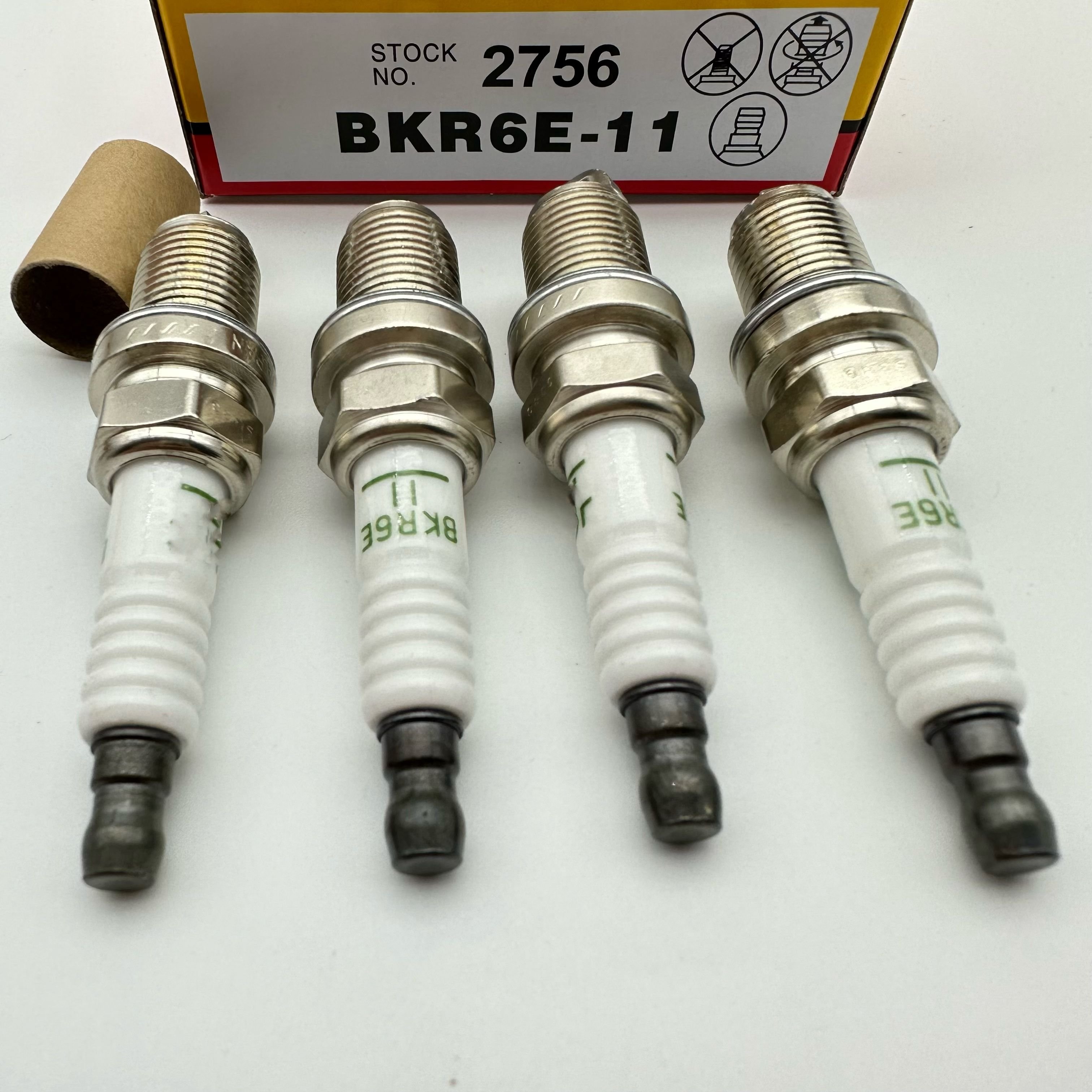 Auto Spark Plug BKR6E-11 2756 BKR5E-11 6953 For Nissan Toyota Hyundai Kia Ford suzuki Car parts Iridium Spark Plugs