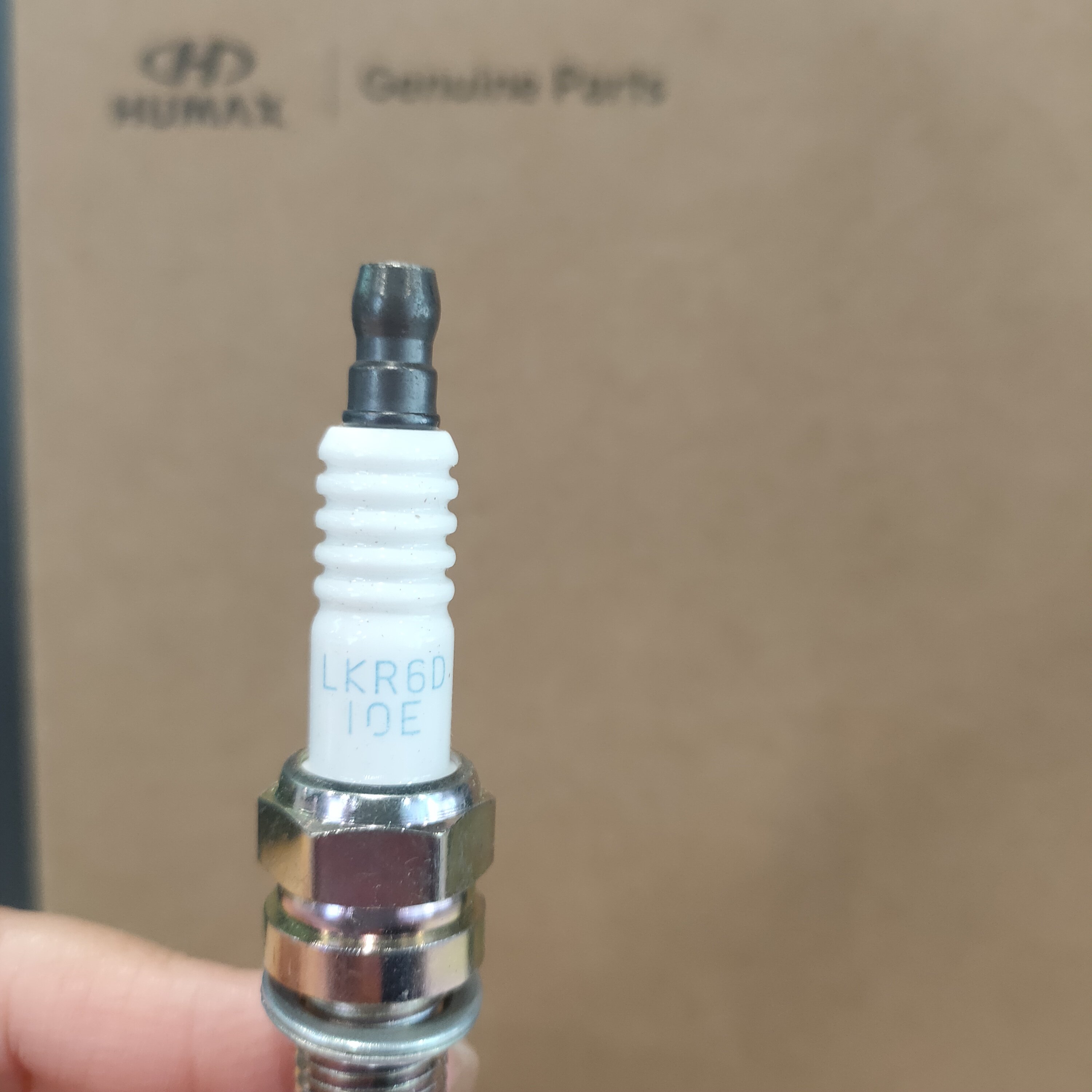 auto parts blue tip double iridium platinum spark plug 18843 10062 fit for Kia Hyundai