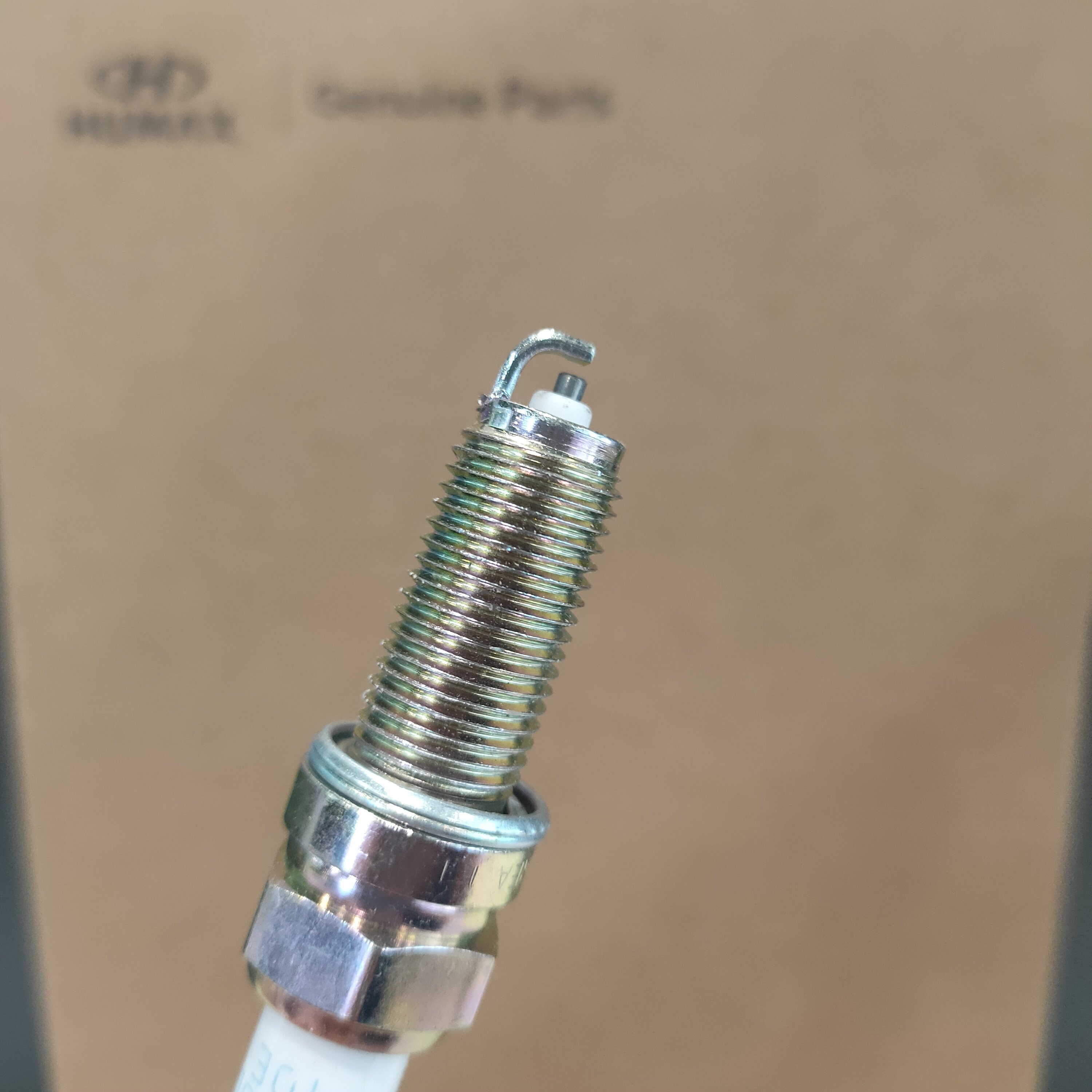 auto parts blue tip double iridium platinum spark plug 18843 10062 fit for Kia Hyundai