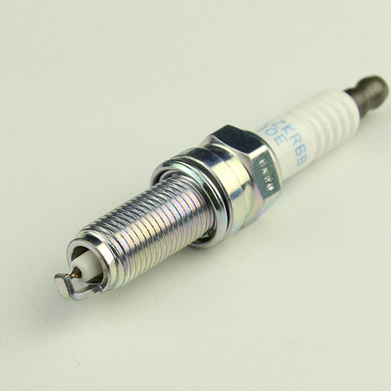 High Quality Manufacturer Good Price 18846-10060 Silzkr6b-10e Cars Spark Plug