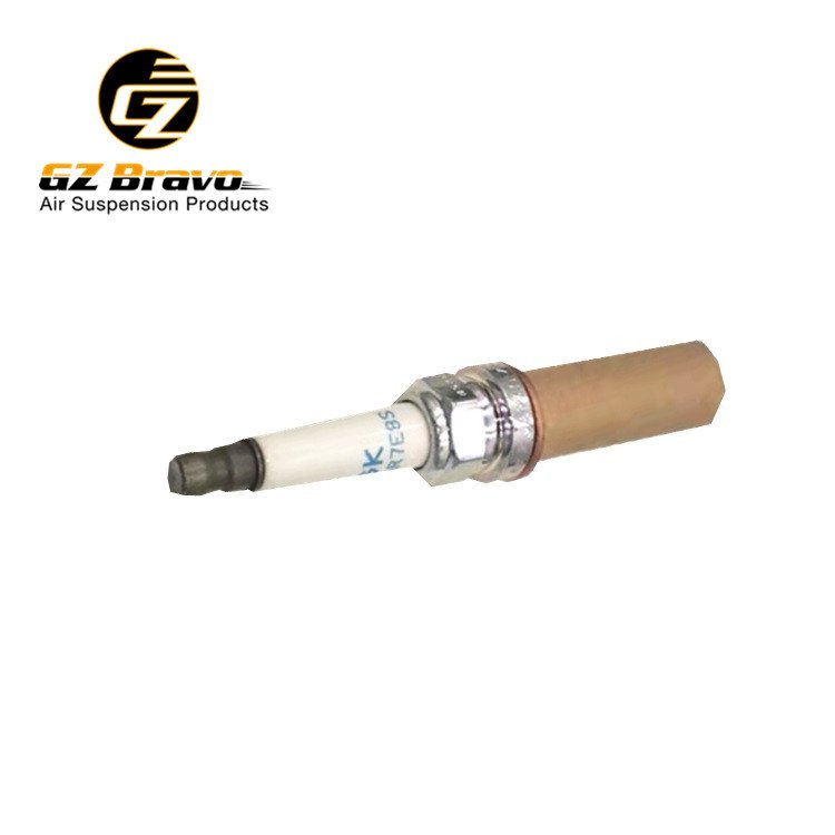 Spark Plug LR050998 NGK93476SILZKAR 7R8S for Range Rover