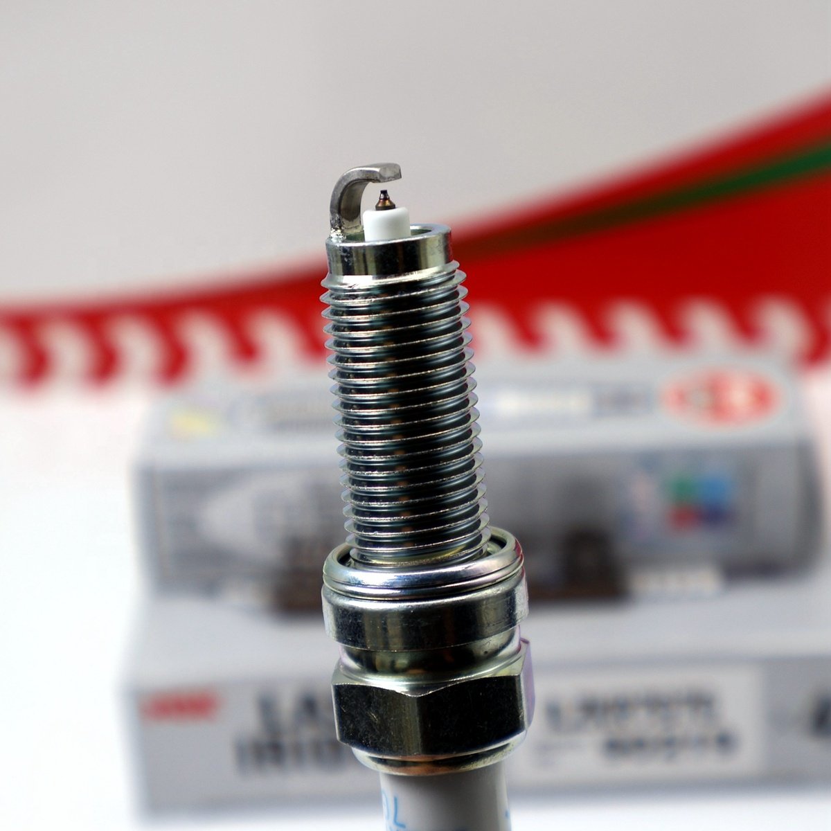 ILZKR7G7G 90219 Original NGK Iridium Platinum spark plug Suitable for Jeep WRANGLER IV 2.0T Gac FIque GRAND COMMANDER