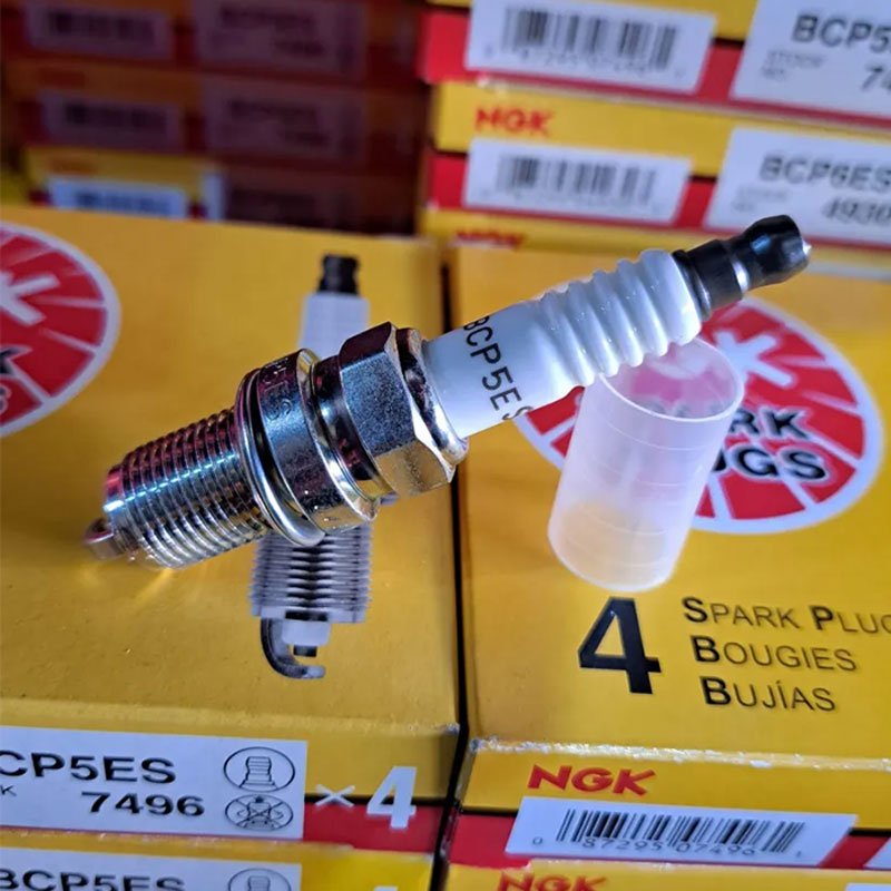 Original Genuine Bujias De Autos Ngk Spark Plugs China BCP5ES 7496 Bujias Nk Auto Parts For Nissan Engine Parts