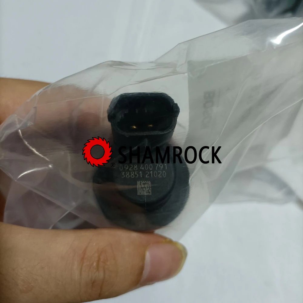 original Fuel Pressure Regulators OEM 0928400791/0 928 400 791 for 2004-2006 IVVECO Daily III