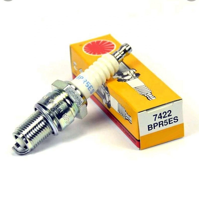 Factory Price Ignition System Engine Spare Parts Ceramic Iridium 7422 Bpr5Es Car Spark Plug