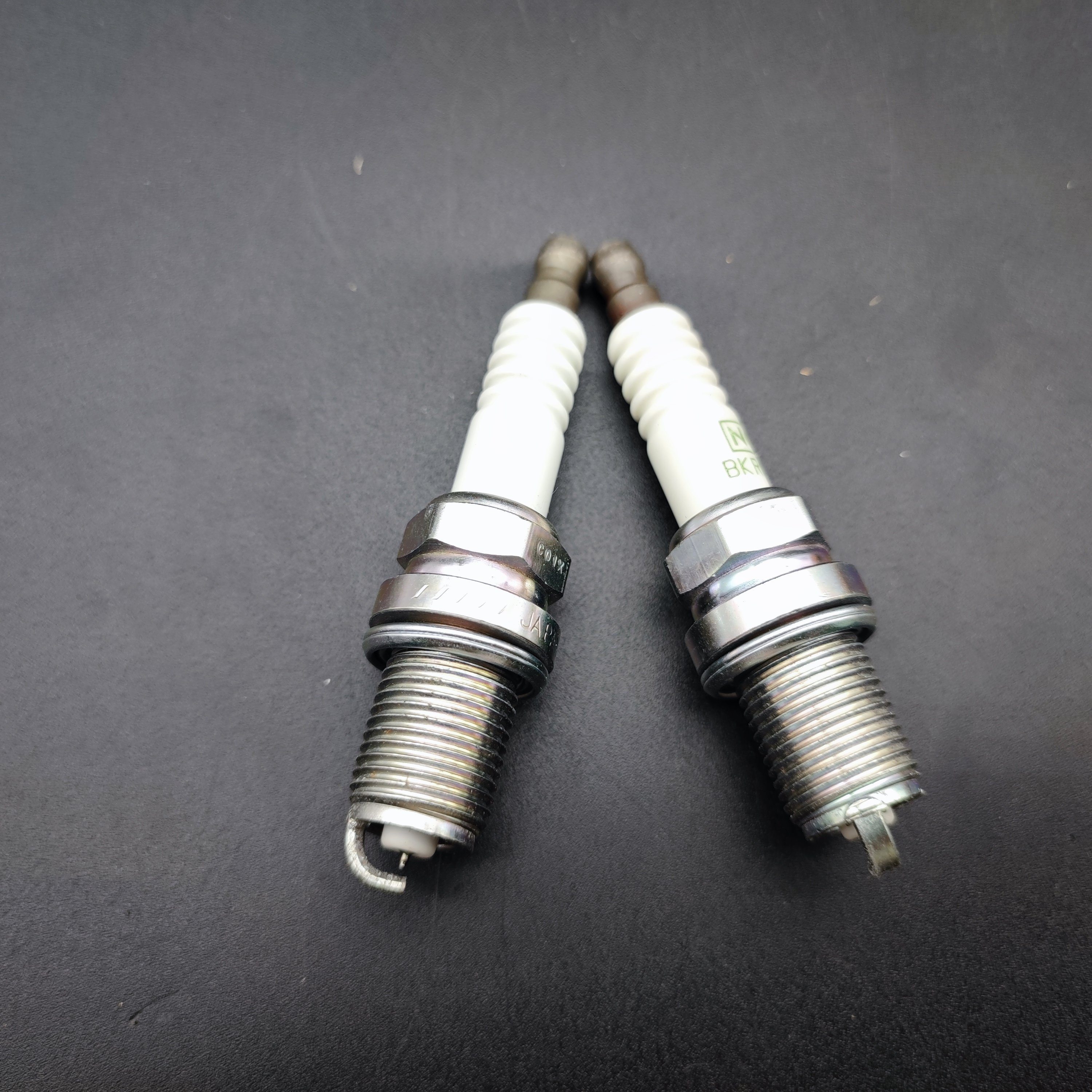 auto parts manufacturers auto parts accessories iridium spark plugs BKR6EGP 7092 for Audi A6 C5 (4B2) 3.0