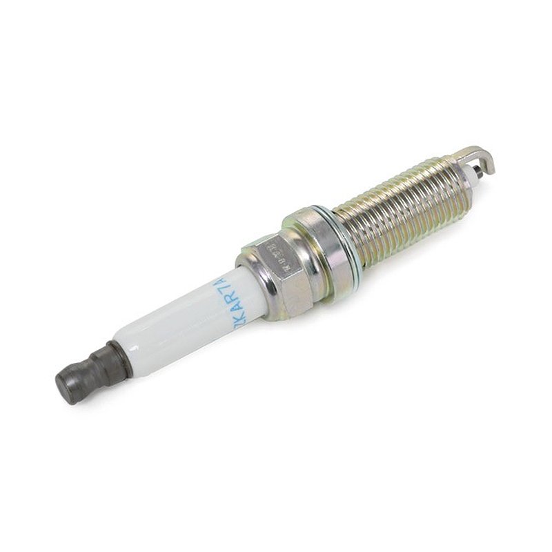 Spark plugs wholesale Hot Sale nickle alloy original bujias Spark Plugs for motorcycle HONDA YAMAHA CPR6EA-9 6899