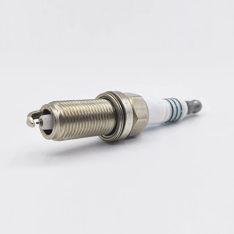 12129064619 Cars Engine spark plugs for BMW E30 E36 E46 E37 E39 E60 E66 E67