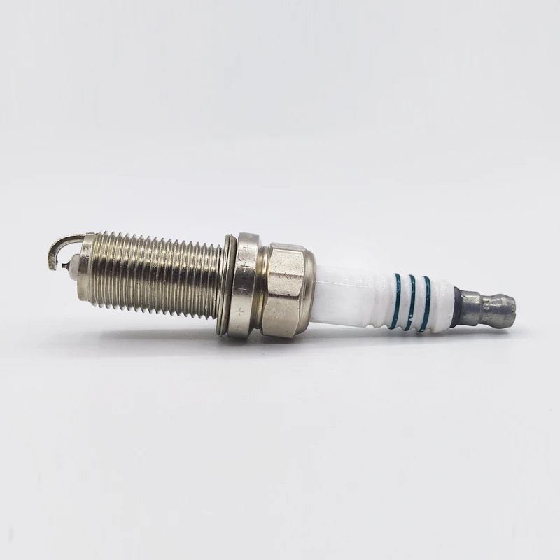 12129064619 Cars Engine spark plugs for BMW E30 E36 E46 E37 E39 E60 E66 E67