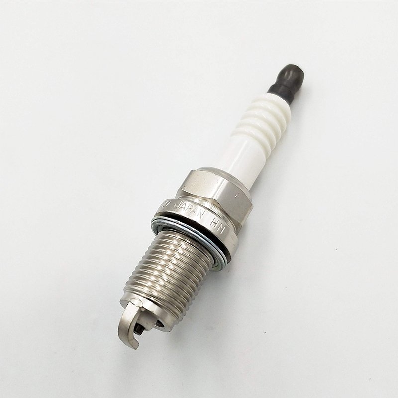Wholesale lridium Car Spark Plug Car Accessories Ignition Plugs spark plugs K16R-U11 90919-01164 for Toyota cars