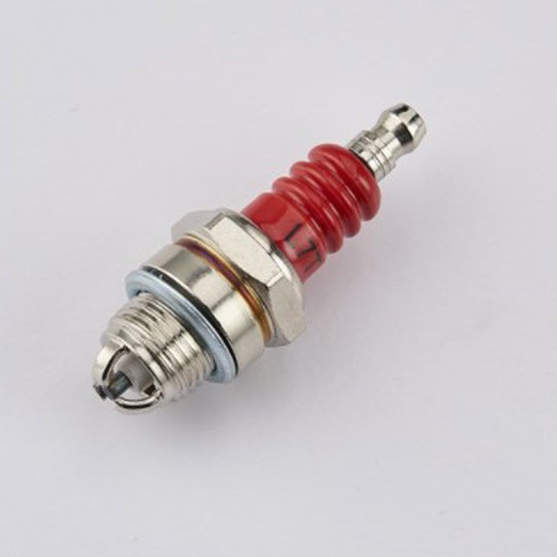 Good spark plug A7TC C7HSA D8TC D8EA L7T Gasoline engine with Top grade Ceramic and 100% inspection.