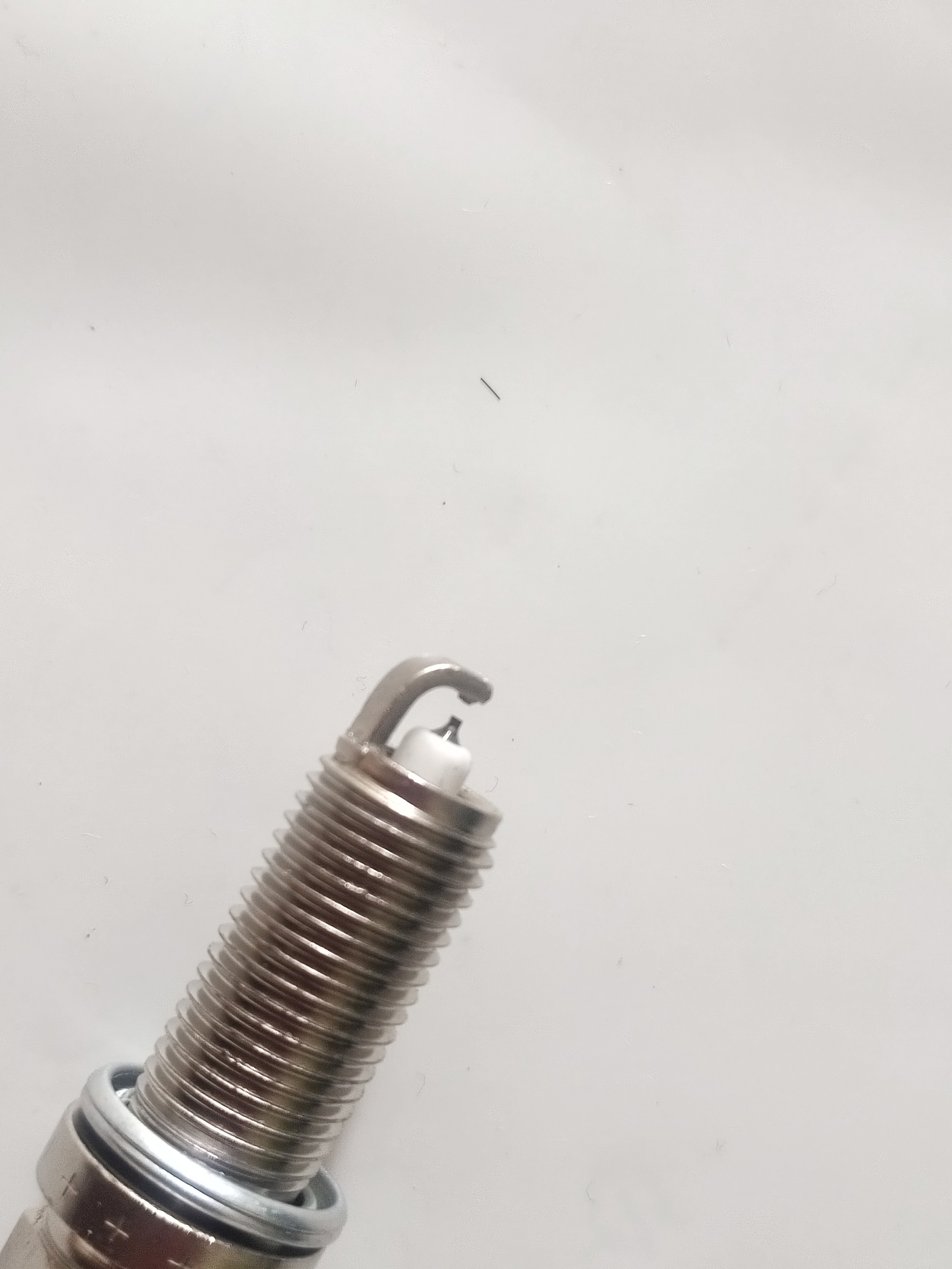New Genuine Double iridium Spark Plugs FXE20HR11 22401-JD01B