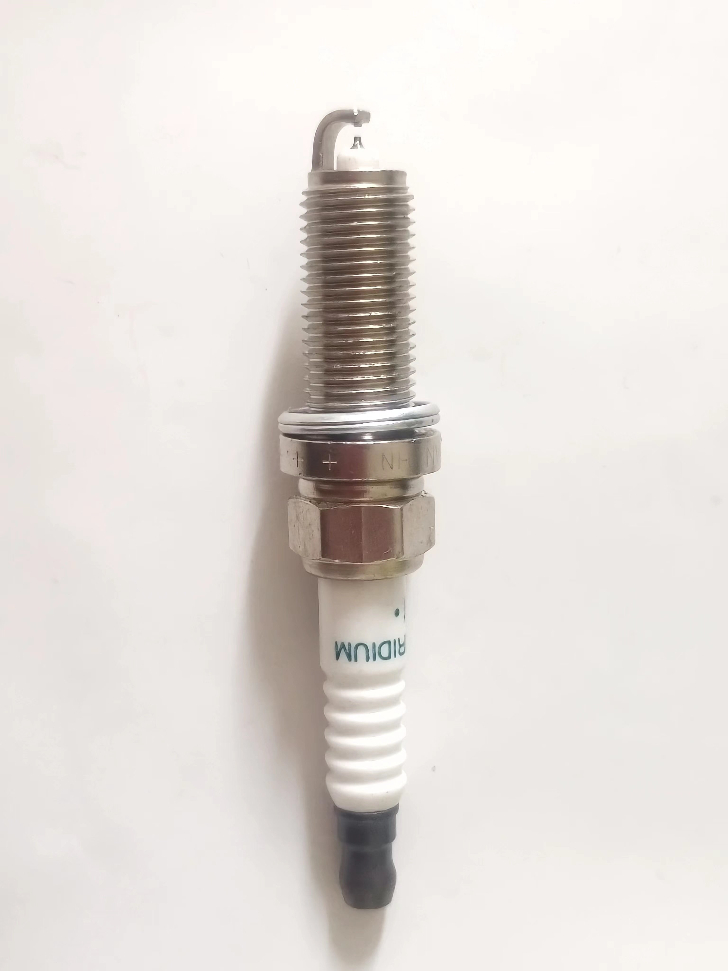 New Genuine Double iridium Spark Plugs FXE20HR11 22401-JD01B