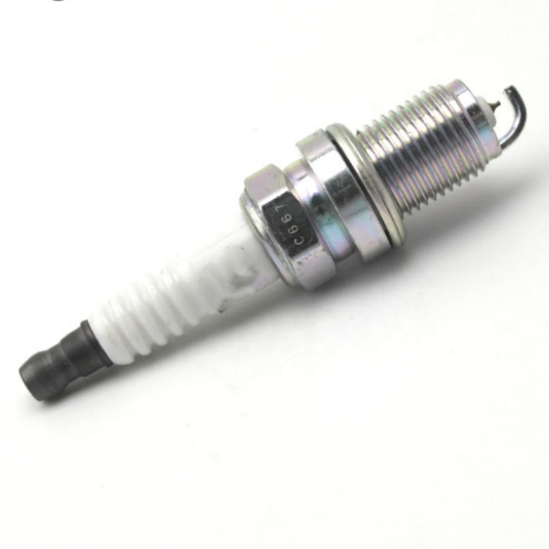 OEM bkr6egp-7092 High Quality Auto Engine Spare Parts Spark Plug For Mitsubishi Galant V6 Vr 2.5 Punta Platino