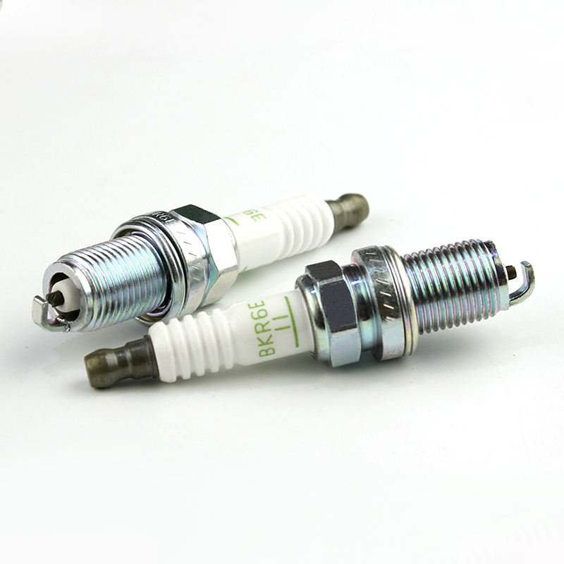 Engineered Spark Plugs for Superior Combustion 2756 BKR6E-11 for Toyota Cars