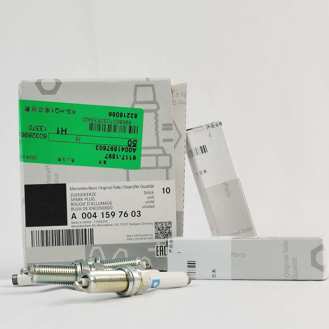 OE 0041597603 Spark Plug for Mercedes Benz W220 W221 C215 C216 R230 New Condition Engine Usage Brand Packed