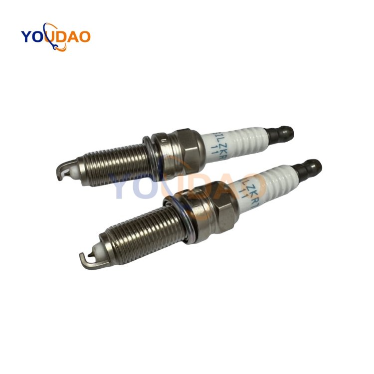 1884611070 SILZKR7B11 High Performance Cheap Price Auto Spare Parts Car Spark Plug 18846-11070
