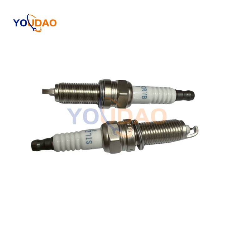 1884611070 SILZKR7B11 High Performance Cheap Price Auto Spare Parts Car Spark Plug 18846-11070