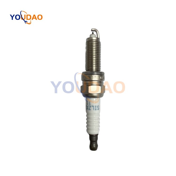 1884611070 SILZKR7B11 High Performance Cheap Price Auto Spare Parts Car Spark Plug 18846-11070