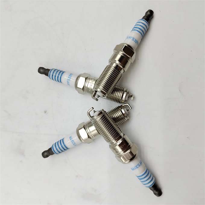WLBTR SP-530 Iridium Spark Plug AYFS-32Y-R For Ford Escape Lincoln MKZ AYFS32YR