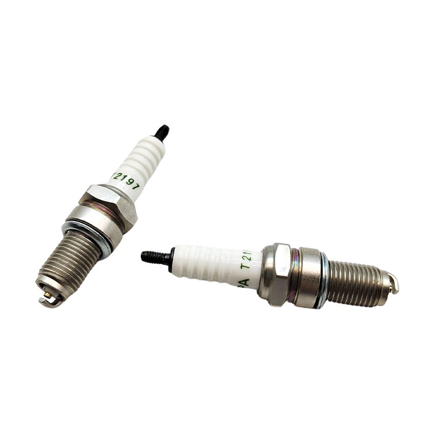 Motorcycle iridium spark plug CD110 engine parts A7TC spark plugs