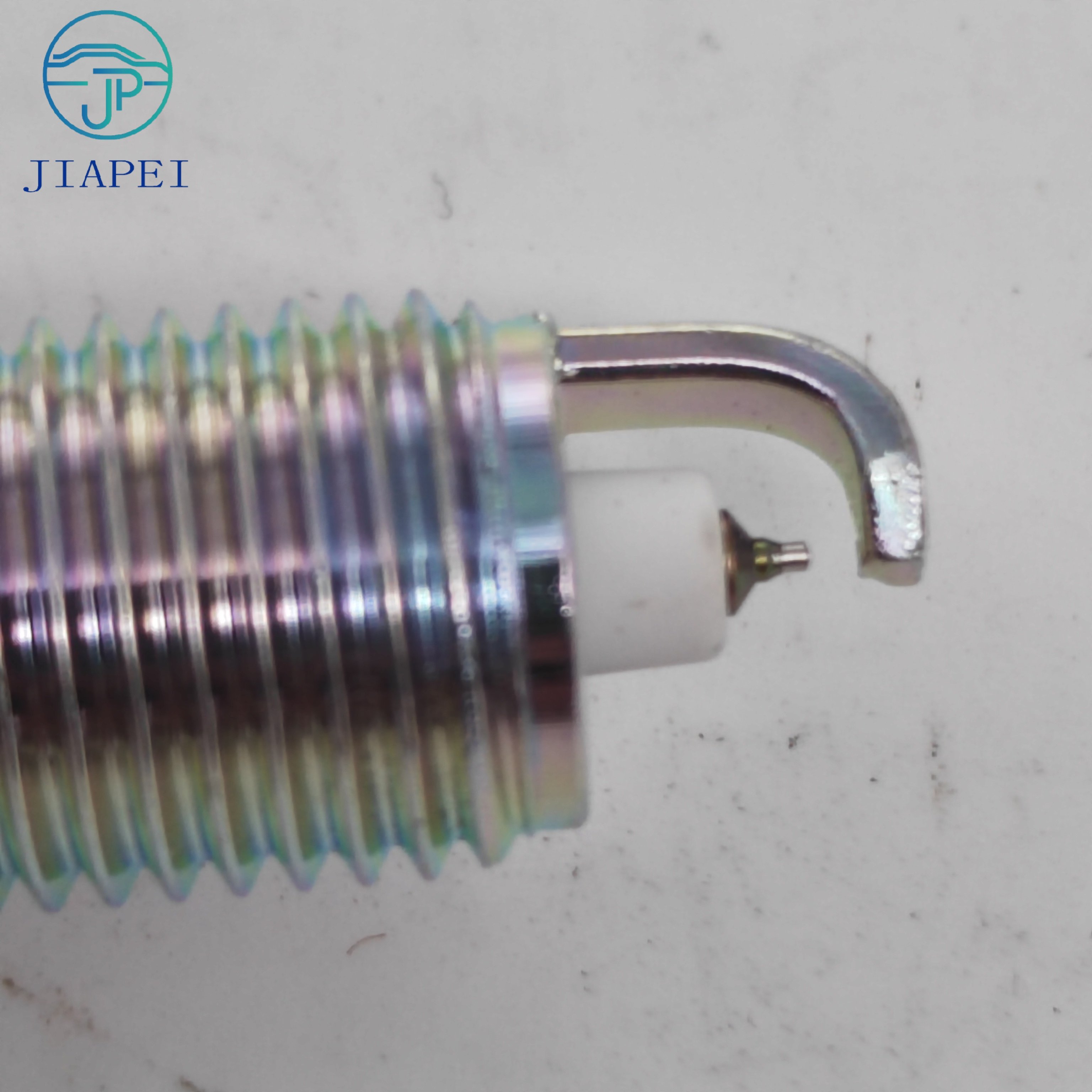 Auto Engine parts Iridium Spark Plug 18846 11070 SILZKR7B-11 18846-11070 For 1884611070