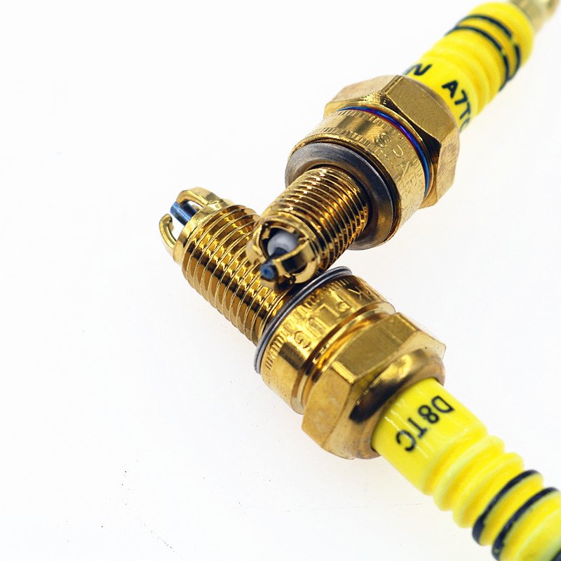 Motorcycle accessories A7TC D8TC 100 110 125 150 three claw three-level energy-saving spark plug