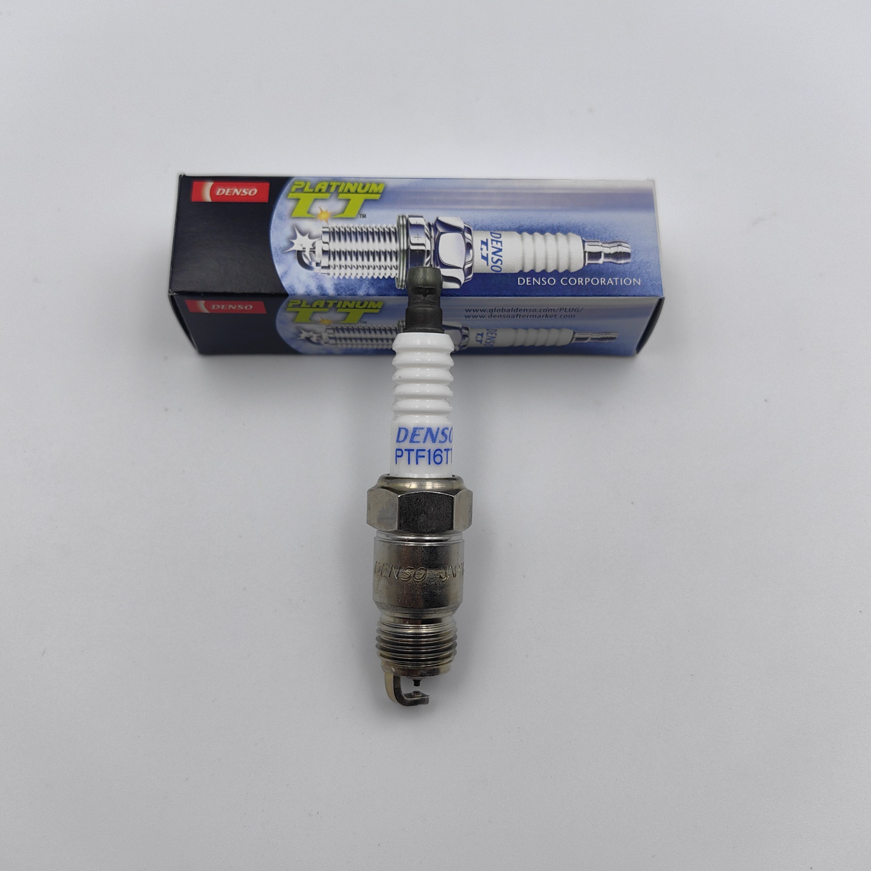 Verified Suppliers DENSO Spark Plug 4509 PTF16TT Cross Use With BP4FS , BP5FS , BPR4FS, BPR4FS11, BPR4FS15 , BPR5FS, UR4 and etc