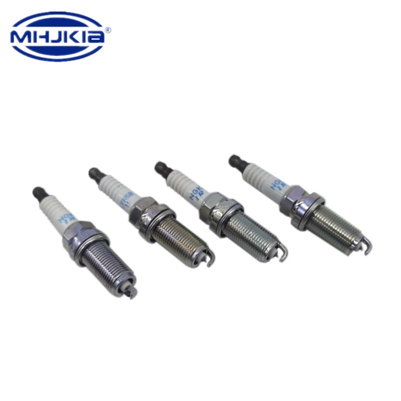 Auto Engine Parts Spark Plug 18840-11051 For Korean Car Hyundai SANTA FE Kia CARNIVAL OPTIMA