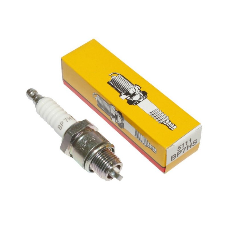 Motorcycle Parts Engine System Parts Bujia 5111 BP7HS Spark Plugs For BMW KAWASAKI YAMAHA HONDA 125CC Motorcycle