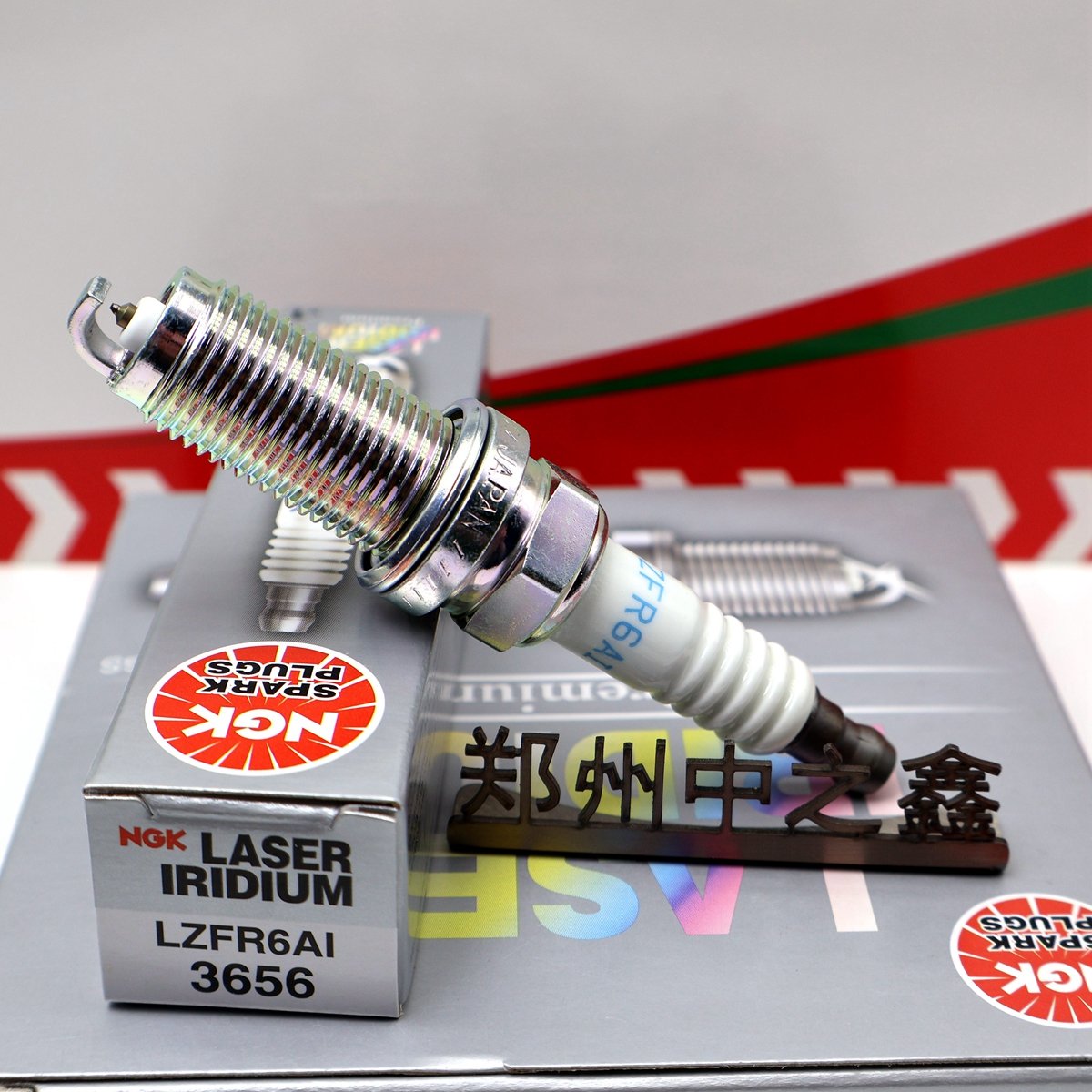 LZFR6AI 3656 Original single Iridium gold spark plug