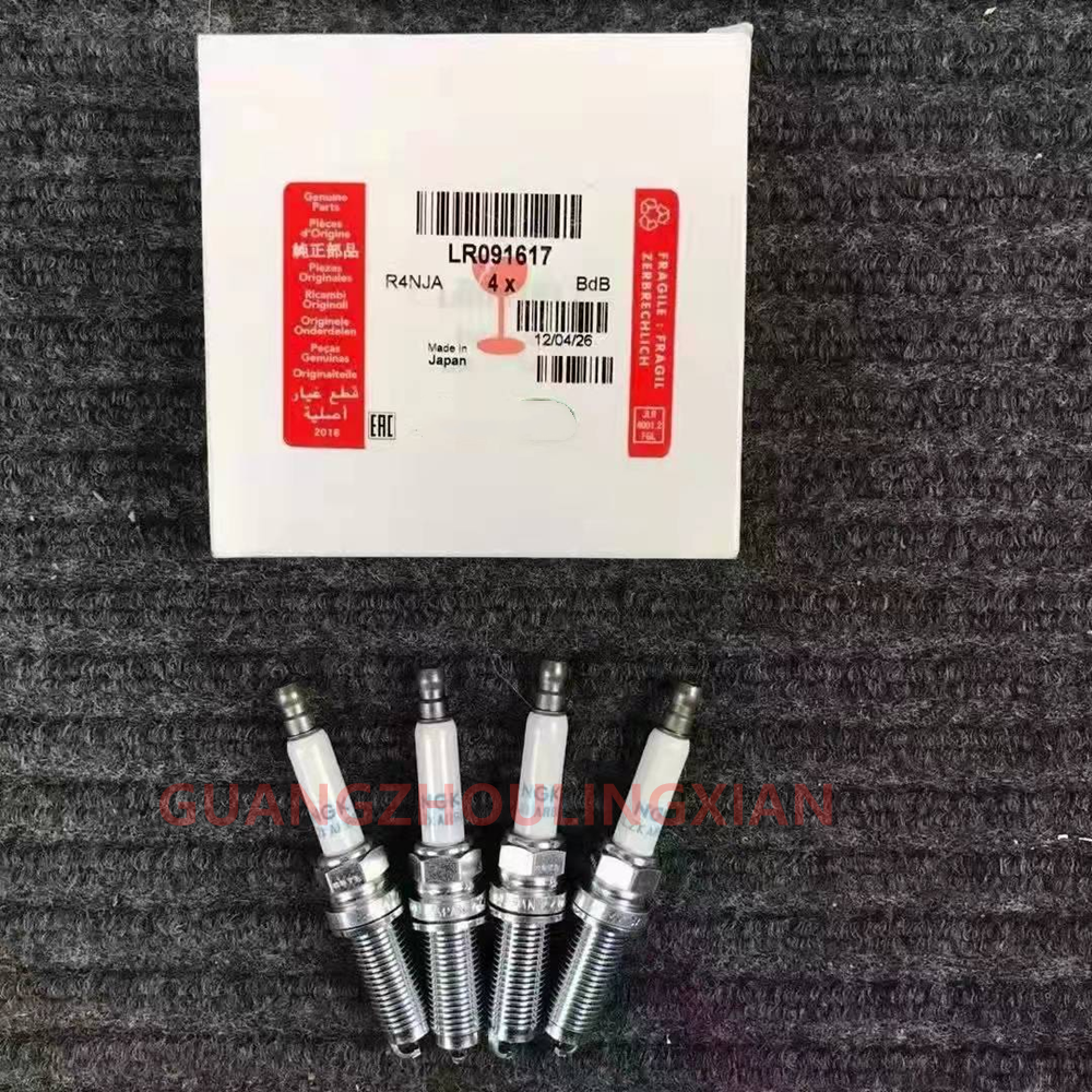 LR091617 JDE38685 Aj200 2.0L Petrol Spark Plug For Land Rover Discovery 5 2017-2020 Discovery Sport 2015-2017