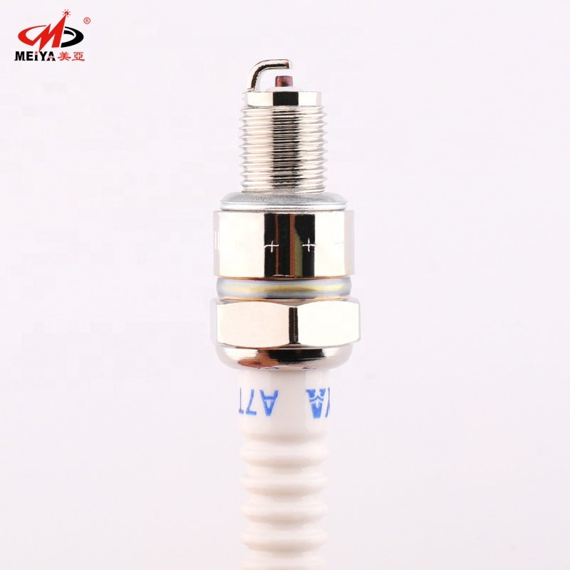A7TC Meiya Garden 1137 4629 spark plugs 70 four-stroke 139 power lawn mower gasoline engine water pump