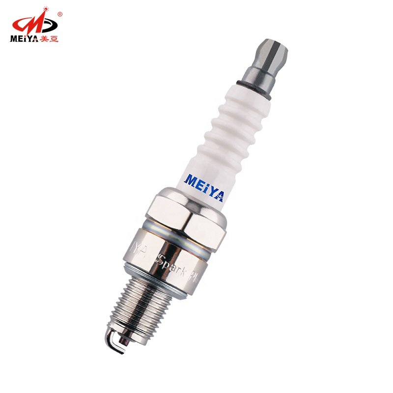 A7TC Meiya Garden 1137 4629 spark plugs 70 four-stroke 139 power lawn mower gasoline engine water pump