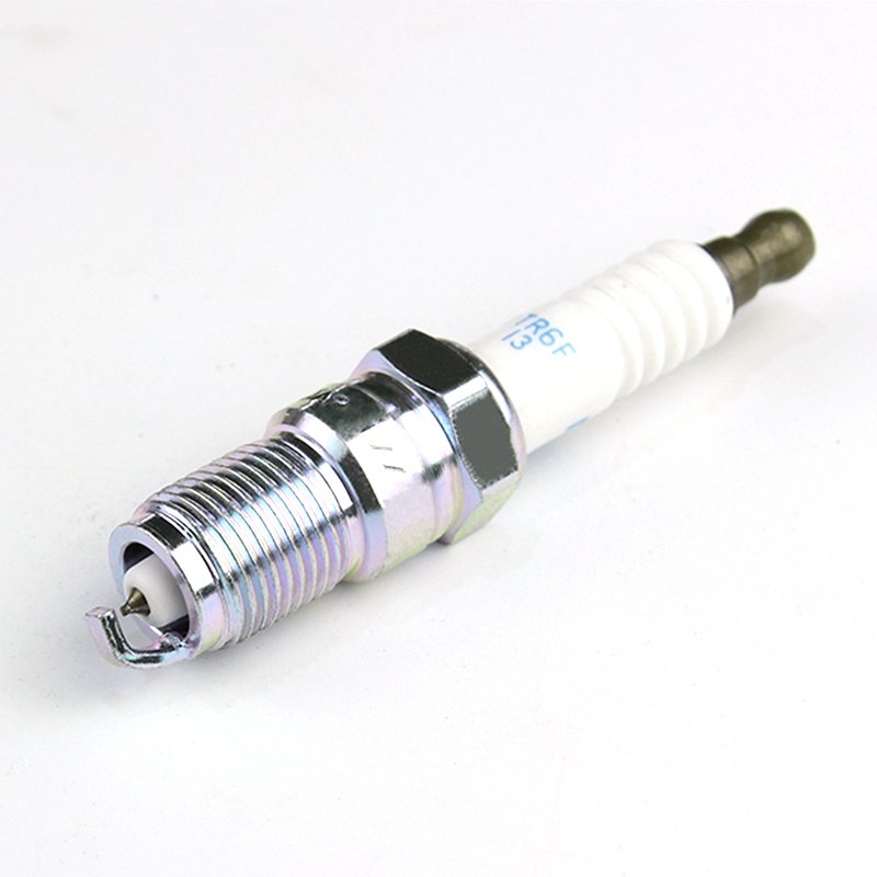 Factory price car spark plug ignition system spark plug wholesale supplier L3Y4-18-110 ITR6F-13 for MAZDA VOLVO